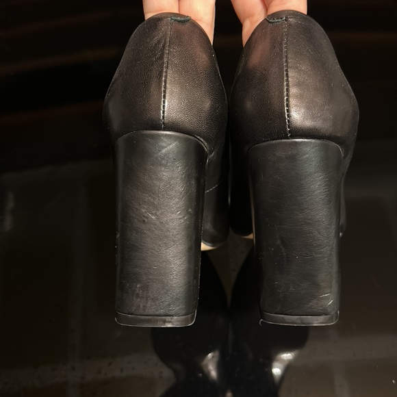 Heel - Picture 4 of 5